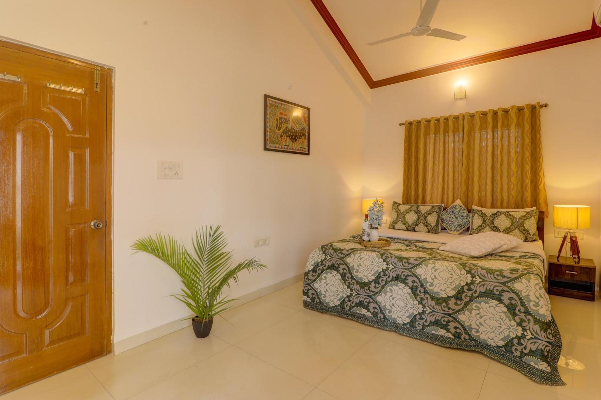 Jaqk Holidays - 9Bhk Villa For Big Groups, Private Pool-Wifi-Cartaker-Parking, North Goa Baga Kültér fotó